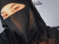 Shalyn - female webcam at xLoveCam