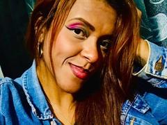 ShamanthaFire - female with brown hair webcam at xLoveCam