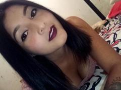 Shanaya from xLoveCam