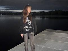 ShanellMelchor - female with brown hair webcam at xLoveCam
