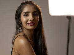 ShanelleCullen - female with black hair webcam at xLoveCam