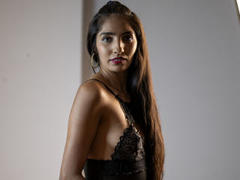 ShanelleCullen - female with black hair webcam at xLoveCam