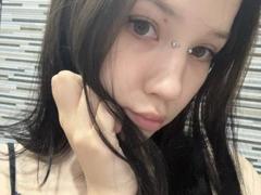 ShaniquaFairleigh - female with black hair webcam at xLoveCam