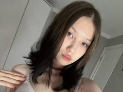 ShaniquaFairleigh - female with black hair webcam at xLoveCam