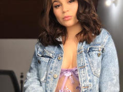 ShantallParis - female with  small tits webcam at xLoveCam