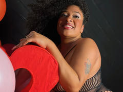 Shanthaly from xLoveCam