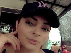 SharaLovee - female webcam at xLoveCam