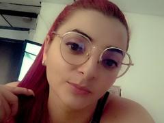 SharaLovee - female webcam at xLoveCam