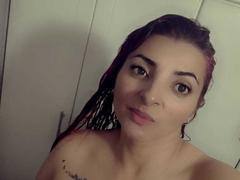 SharaLovee from xLoveCam