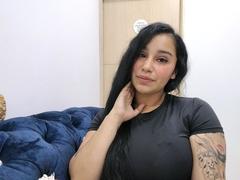 Shariit - female with black hair and  big tits webcam at xLoveCam