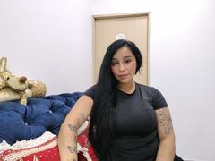 Shariit - female with black hair and  big tits webcam at xLoveCam