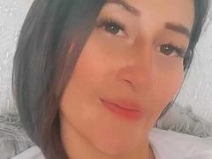 SharissWillian - female with black hair webcam at xLoveCam