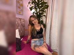 SharoLoveDion - blond female with  big tits webcam at xLoveCam