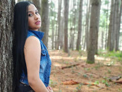 SharolXD - female with black hair webcam at xLoveCam