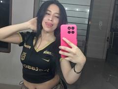 SharonKm - female with brown hair webcam at xLoveCam