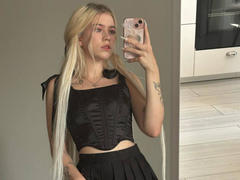 ShawtyLola - blond female with  small tits webcam at xLoveCam