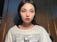 ShayHedglin - female with black hair webcam at xLoveCam