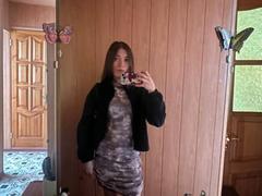 ShayWool - female with brown hair webcam at xLoveCam