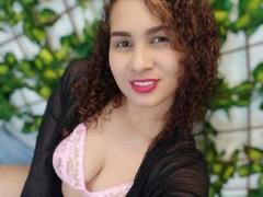 Shaylee - female with  small tits webcam at xLoveCam