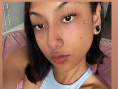 SheaCumDumpster - female with black hair webcam at xLoveCam