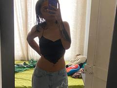 SheaCumDumpster - female with black hair webcam at xLoveCam