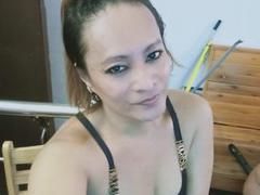 SquirtCumAlots - blond shemale webcam at xLoveCam