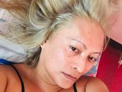 SquirtCumAlots - blond shemale webcam at xLoveCam