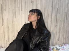 ShellyFire - female with black hair and  big tits webcam at xLoveCam