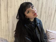 ShellyFire - female with black hair and  big tits webcam at xLoveCam