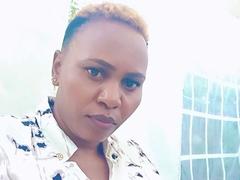 SheriaRosie - female with brown hair and  small tits webcam at xLoveCam