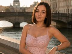 SherikaGambrell - female with black hair and  big tits webcam at xLoveCam
