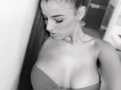 SherylRobins - blond female with  big tits webcam at xLoveCam