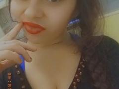 Sheytanna - female with brown hair webcam at xLoveCam