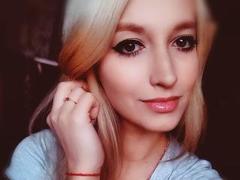 ShinnyTara - blond female with  big tits webcam at xLoveCam