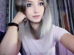 ShinnyTara - blond female with  big tits webcam at xLoveCam