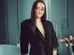 Shiroheby - female webcam at xLoveCam