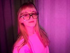ShonnaVal - blond female with  big tits webcam at xLoveCam
