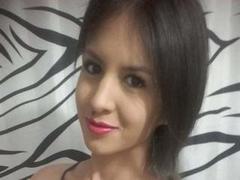 ShopiaLove - female with brown hair webcam at xLoveCam