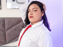 ShopiaRosse - female with black hair webcam at xLoveCam