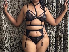 Shruthi from xLoveCam