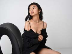 ShyKira - female with black hair and  small tits webcam at xLoveCam