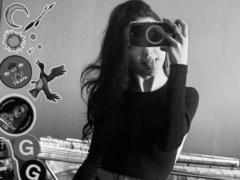 ShylaCatillo - female with black hair webcam at xLoveCam