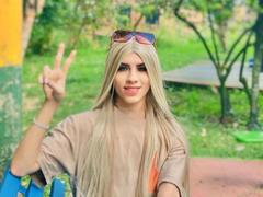 Siaravipornot - shemale with brown hair webcam at ImLive