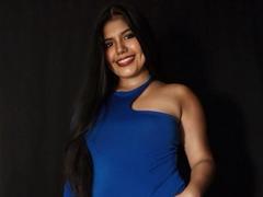 SienaBella - female with black hair webcam at xLoveCam