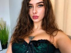 SienaStone - female with brown hair and  big tits webcam at LiveJasmin
