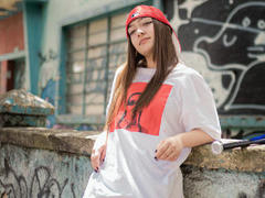 SiiaMoon - female with black hair webcam at LiveJasmin