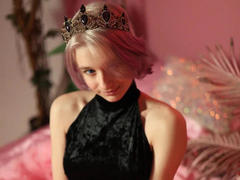 SilvaTail - blond female with  big tits webcam at xLoveCam