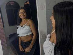 SilvanaNoir - female with black hair webcam at xLoveCam
