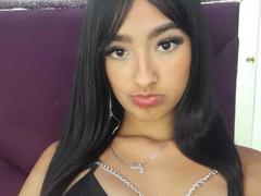SilvanyWillians - female with brown hair and  small tits webcam at LiveJasmin