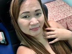 SimplyPinay - female webcam at xLoveCam